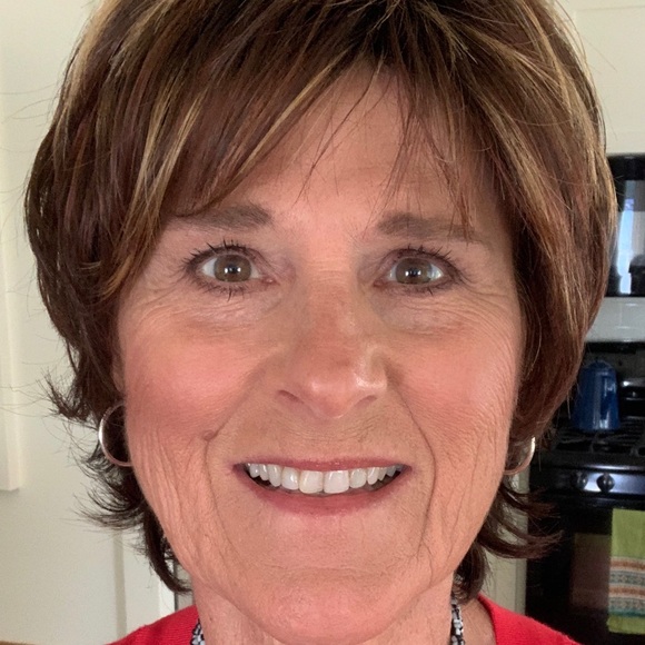 Meet your Posher, Joyce - Picture 1 of 1